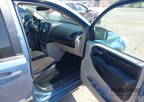 2012 Chrysler Town & Country Touring z USA, uszkodzony, nr VIN 2C4RC1BG9CR135325